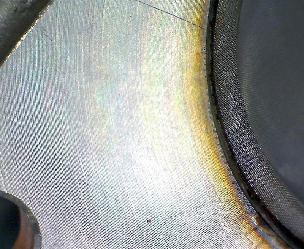 Laser welding of stainless steel