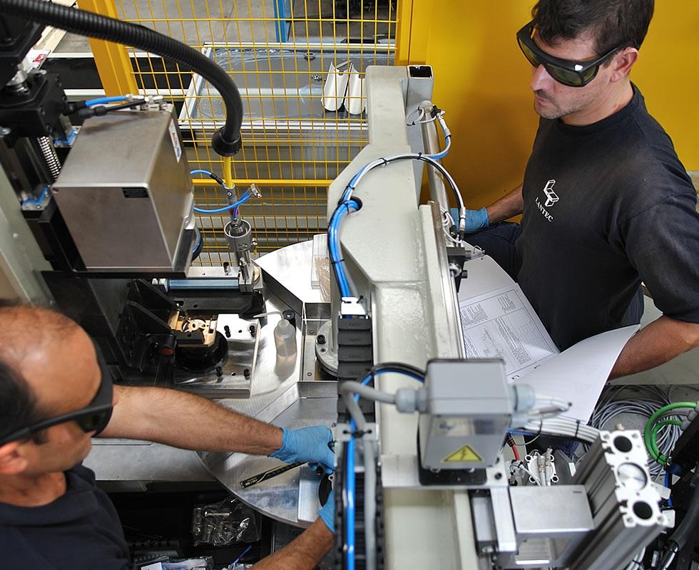 New laser welding station for automotive component New laser welding station for automotive component