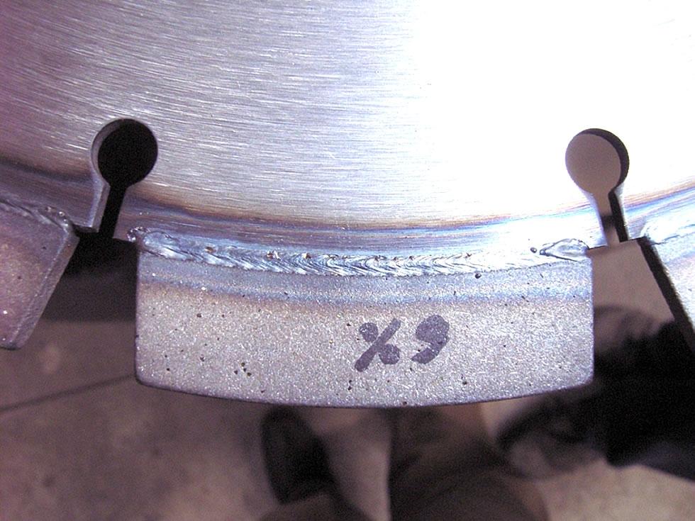 Laser welding applied to the manufacture of cutting discs Laser welding applied to the manufacture of cutting discs