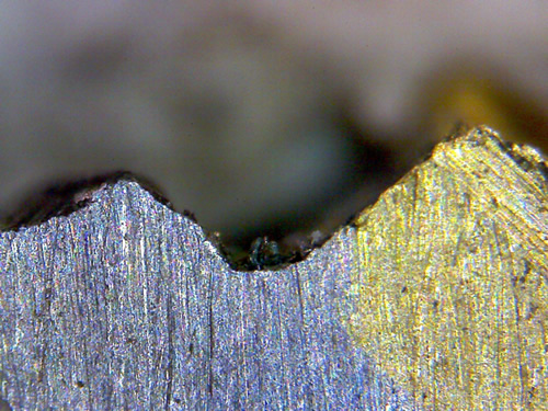 Laser welding on bronze and stainless steel